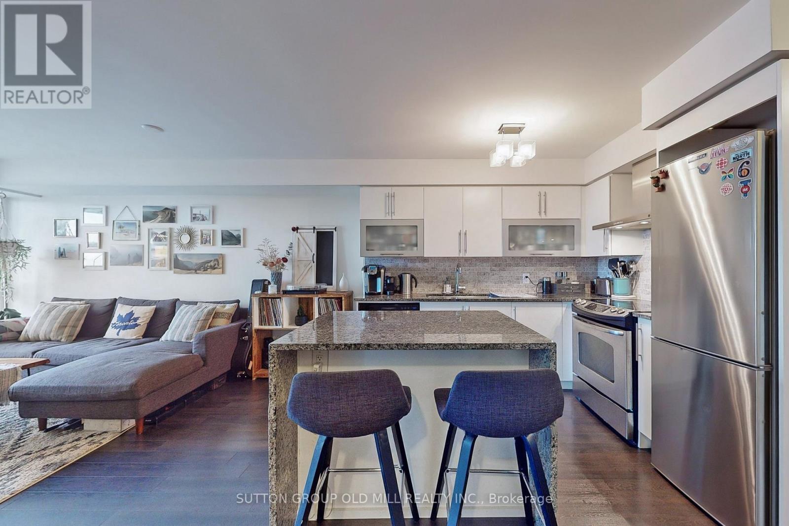 508 - 1 Michael Power Place, Toronto, Ontario  M9A 0A1 - Photo 6 - W12730228