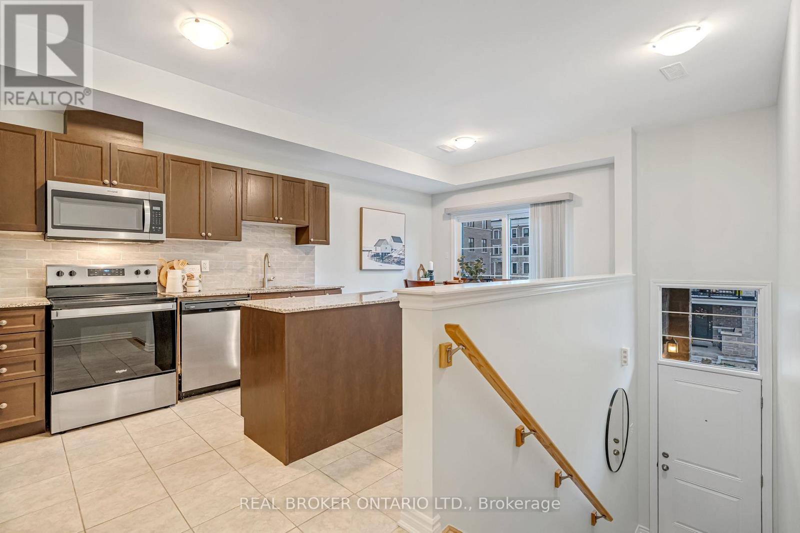 21 - 383 Dundas Street E, Hamilton, Ontario  L8B 1X6 - Photo 8 - X12730238