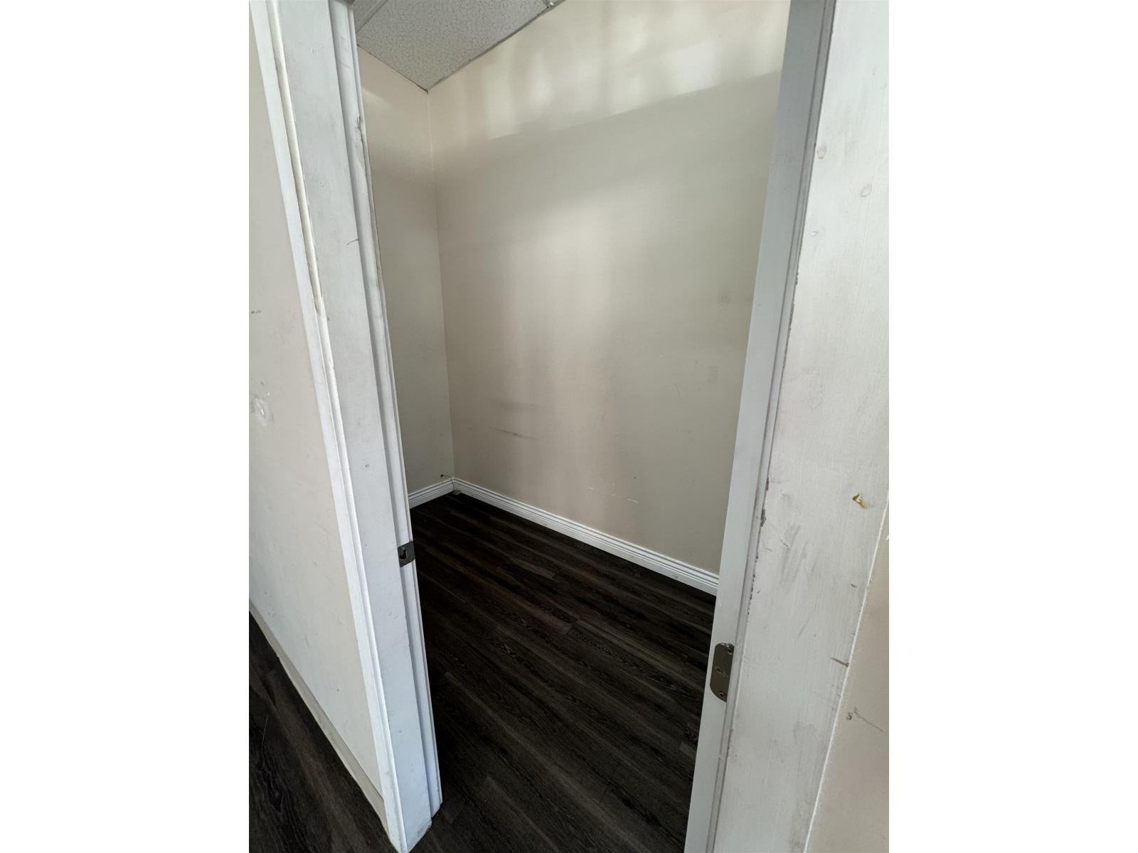 8 15551 Fraser Highway, Surrey, British Columbia  V3S 2V8 - Photo 4 - C8075458