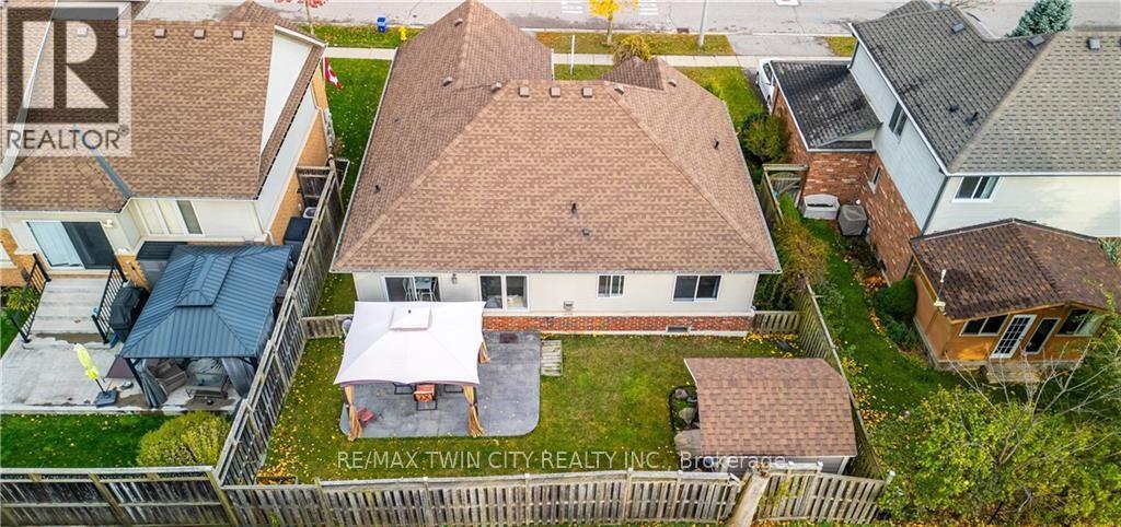 11 Irongate Drive, Brant, Ontario  N3L 4G4 - Photo 29 - X12697624