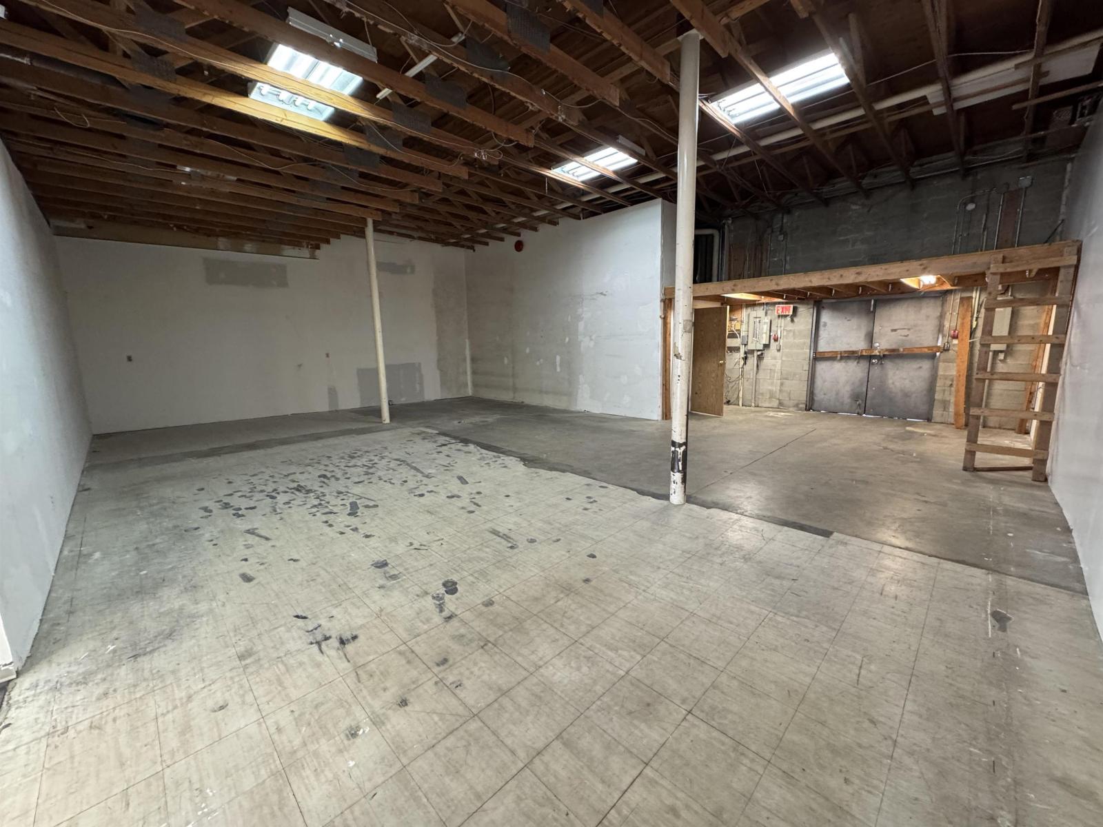 8 15551 Fraser Highway, Surrey, British Columbia  V3S 2V8 - Photo 7 - C8075458