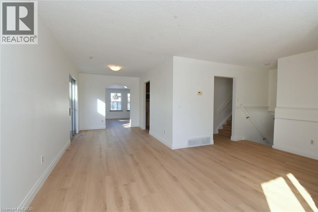 123 Woodman Drive N, Hamilton, Ontario  L8H 2M6 - Photo 10 - 40800927