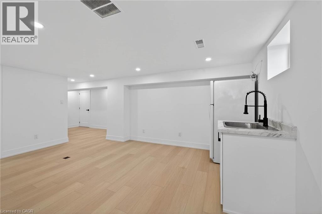 124 Corman Avenue, Stoney Creek, Ontario  L8G 3W4 - Photo 39 - 40800962