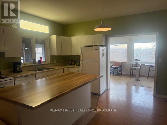 1146 Fourth Lake Road, Frontenac, Ontario  K0H 2K0 - Photo 6 - X12730398