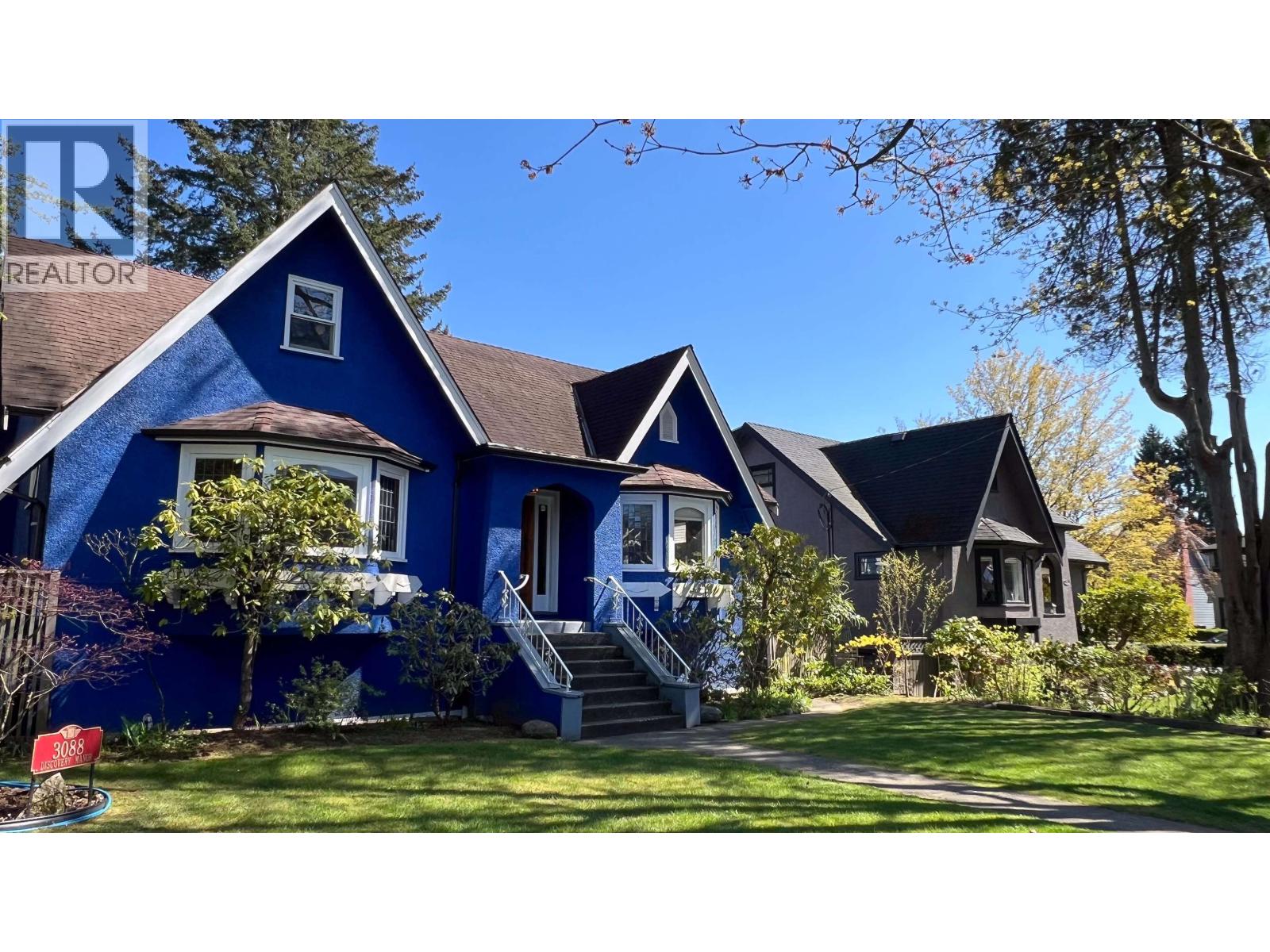 3088 Discovery Street, Vancouver, British Columbia  V6R 3Y7 - Photo 2 - R3008276
