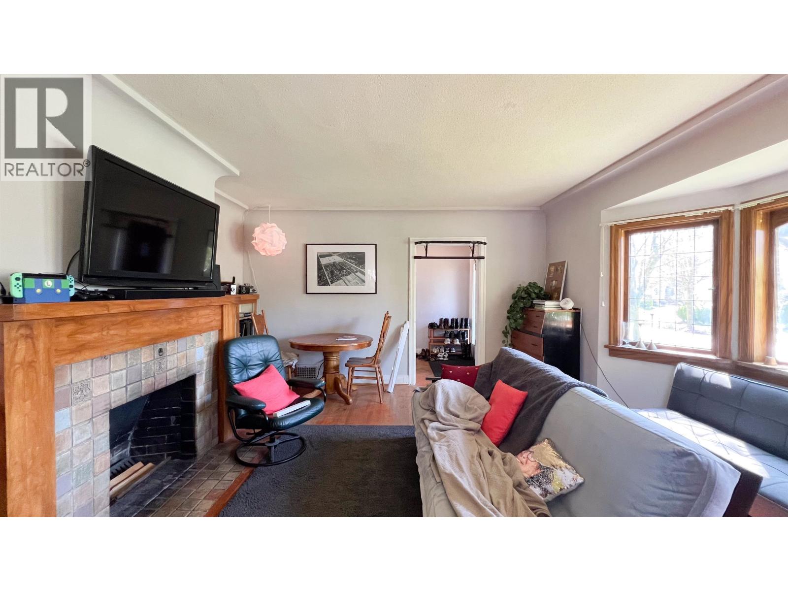 3088 Discovery Street, Vancouver, British Columbia  V6R 3Y7 - Photo 6 - R3008276