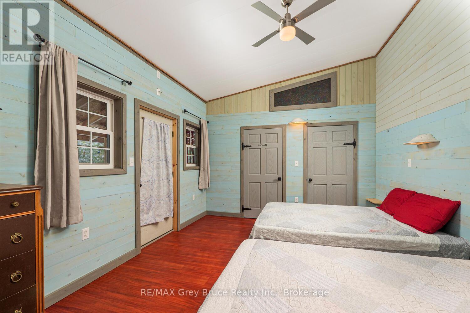 13 & 17 Zorra Drive, Northern Bruce Peninsula, Ontario  N0H 2R0 - Photo 11 - X12730292