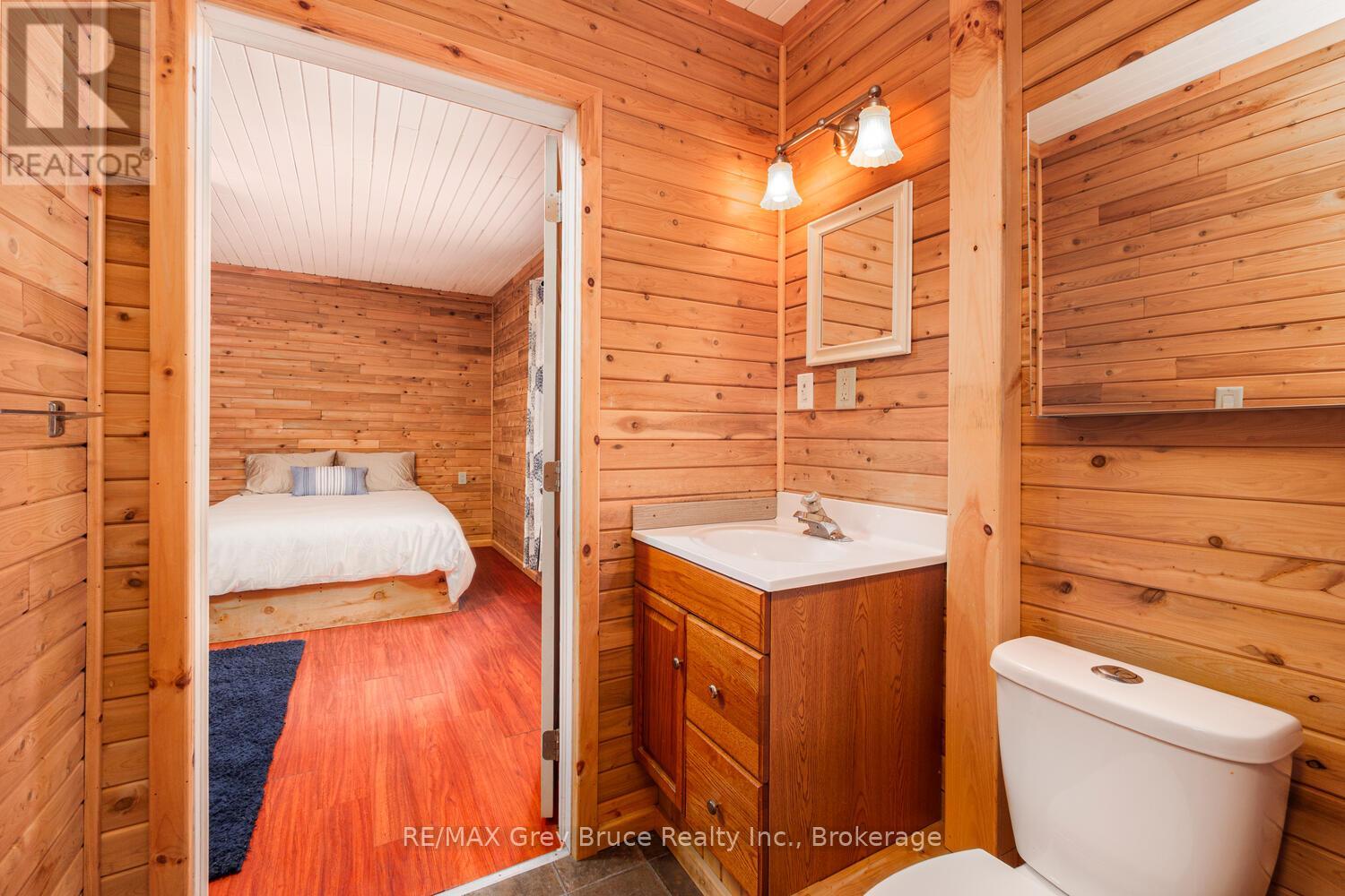 13 & 17 Zorra Drive, Northern Bruce Peninsula, Ontario  N0H 2R0 - Photo 36 - X12730292