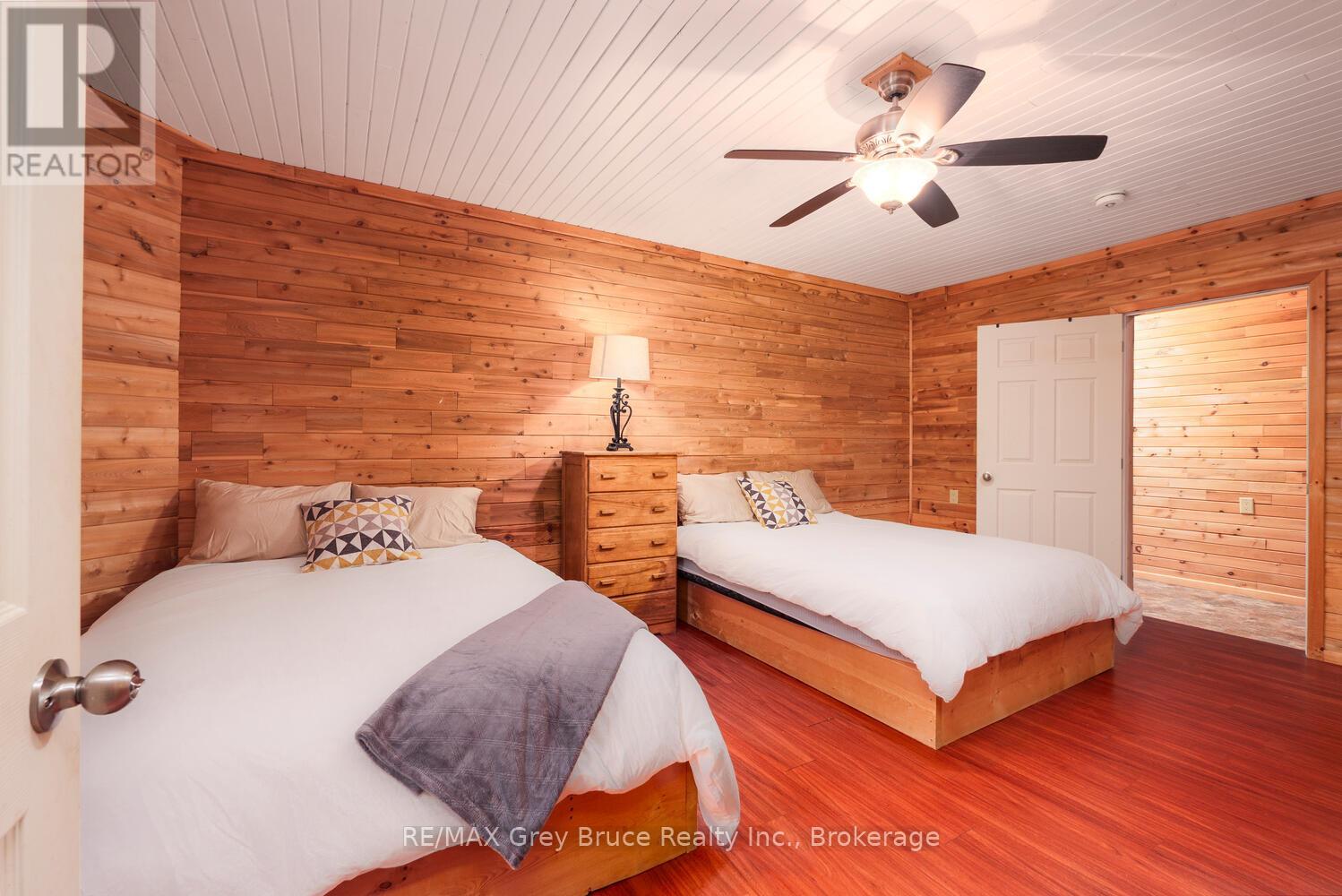 13 & 17 Zorra Drive, Northern Bruce Peninsula, Ontario  N0H 2R0 - Photo 37 - X12730292