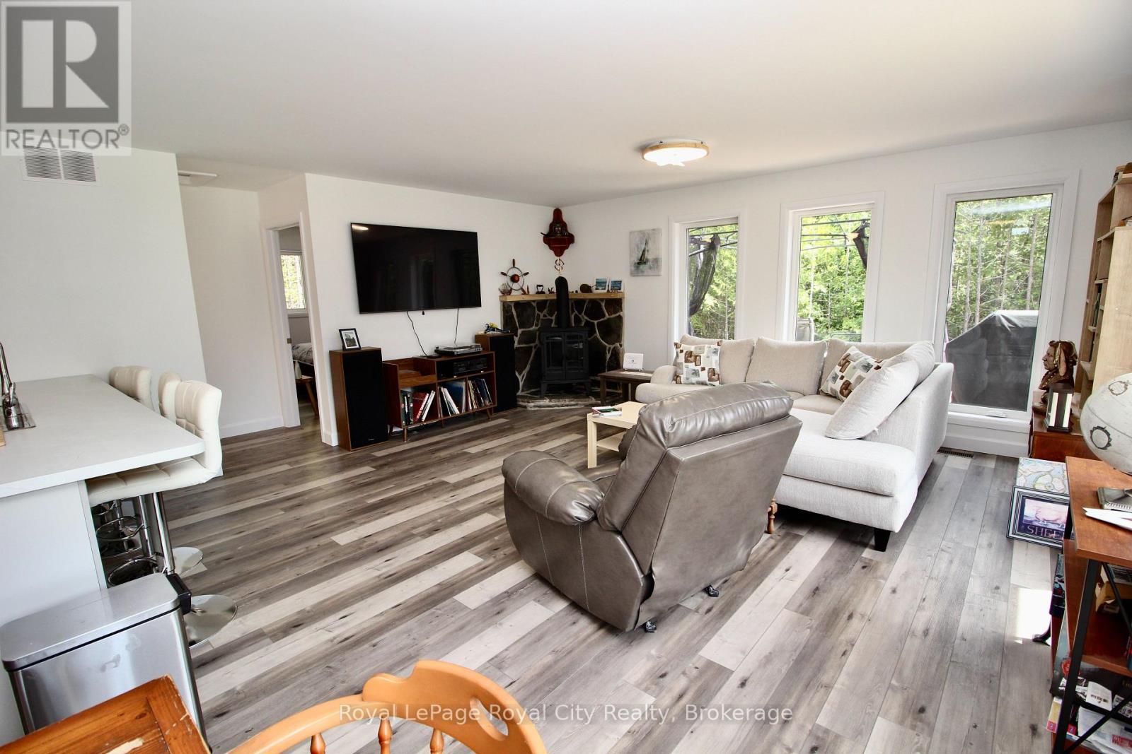 134 Maple Golf Crescent, Northern Bruce Peninsula, Ontario  N0H 2R0 - Photo 11 - X12730332