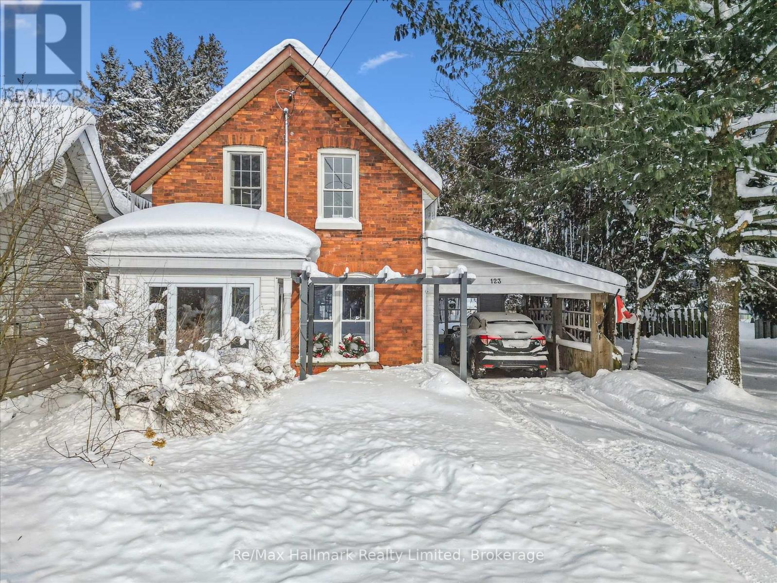 123 James Street, Bracebridge, Ontario  P1L 2B6 - Photo 1 - X12730354