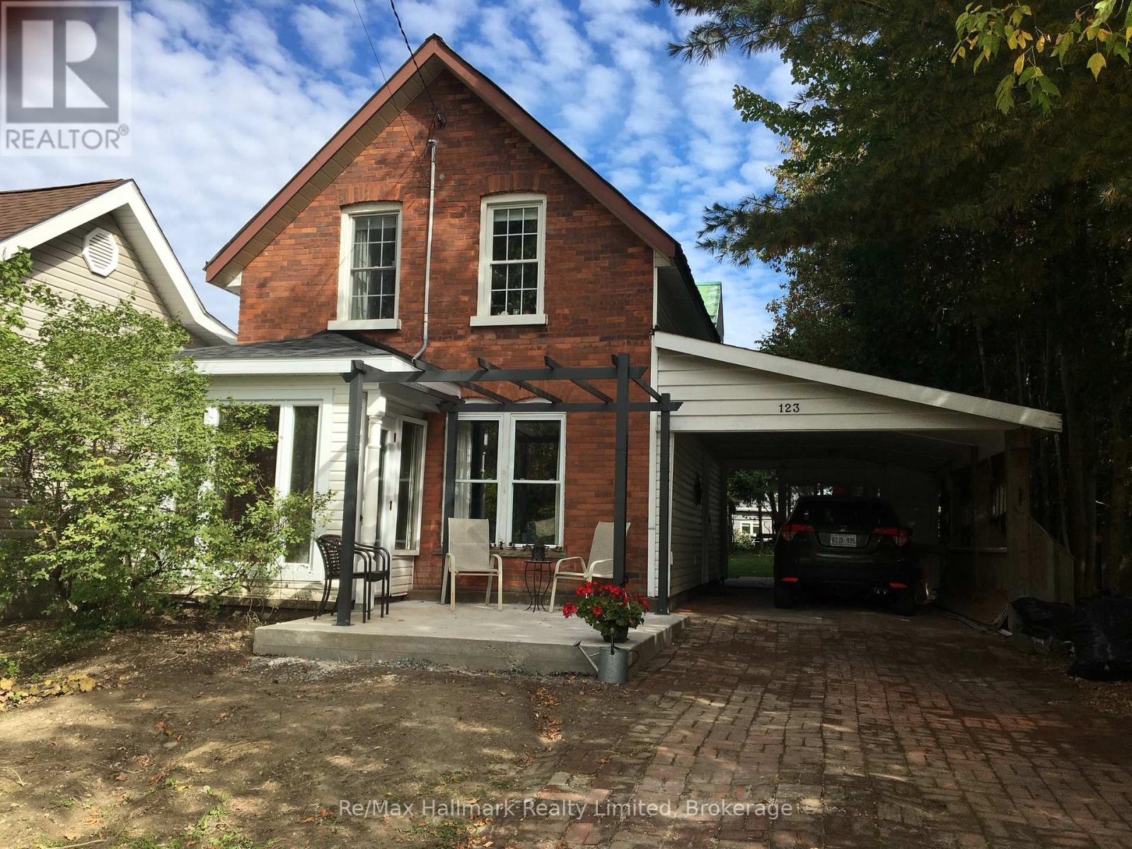 123 James Street, Bracebridge, Ontario  P1L 2B6 - Photo 2 - X12730354