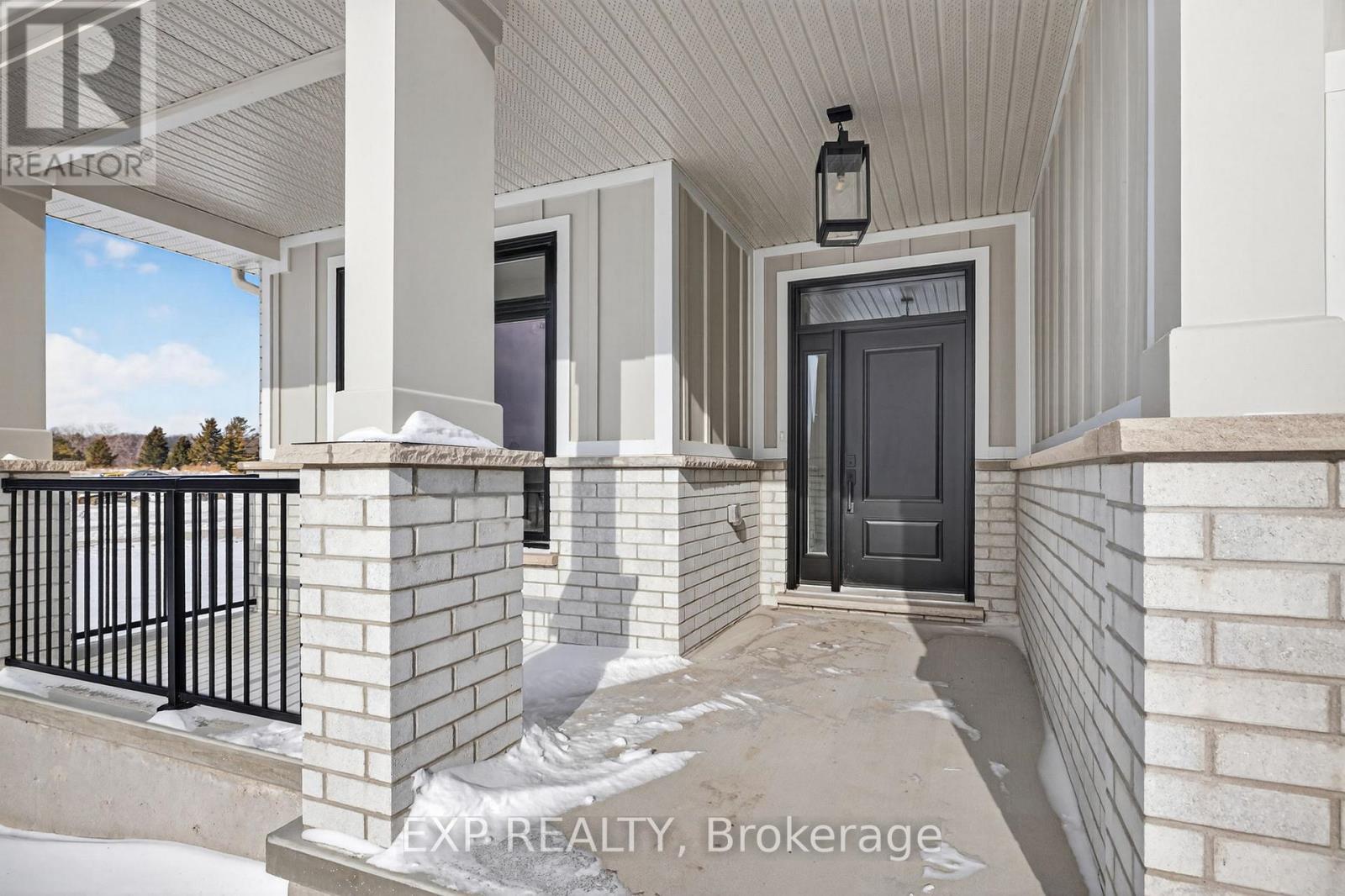 4 Sullivan Street, South Huron, Ontario  N0M 1T0 - Photo 5 - X12730410