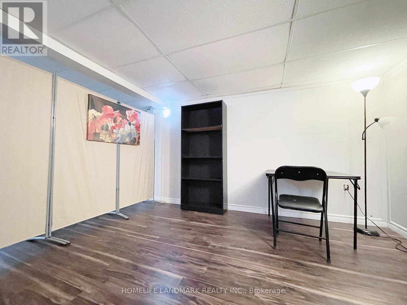 Bsmt - 31 Compton Drive, Toronto, Ontario  M1R 4A5 - Photo 9 - E12532754