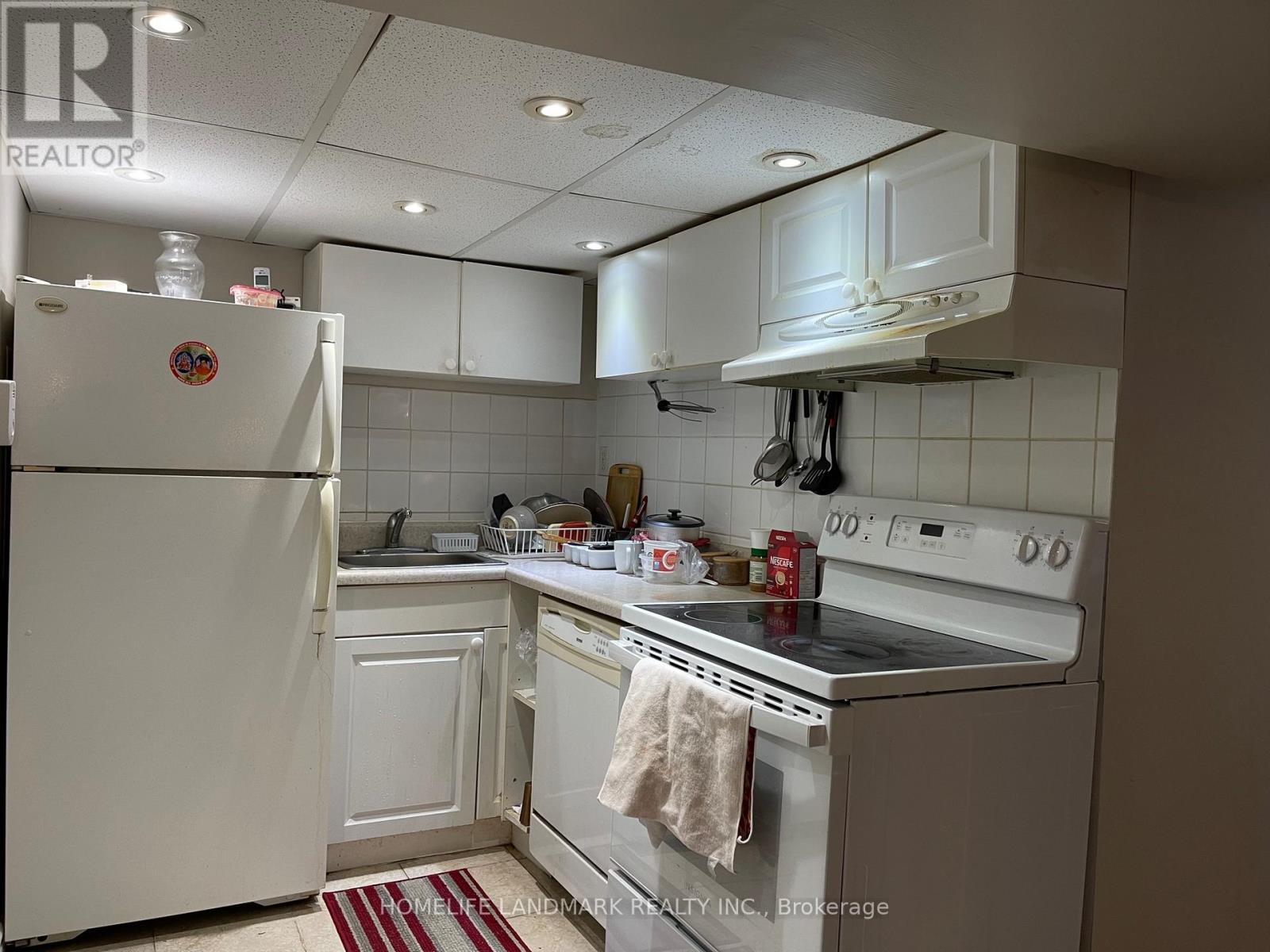 Bsmt - 31 Compton Drive, Toronto, Ontario  M1R 4A5 - Photo 4 - E12532754