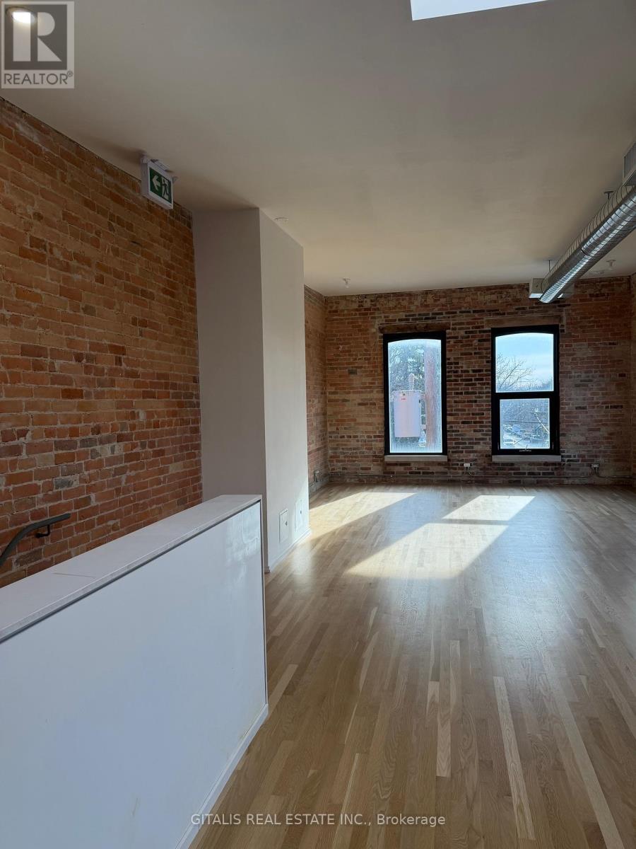 3rd Floor - 972 Queen Street E, Toronto, Ontario  M4M 1K1 - Photo 4 - E12730028