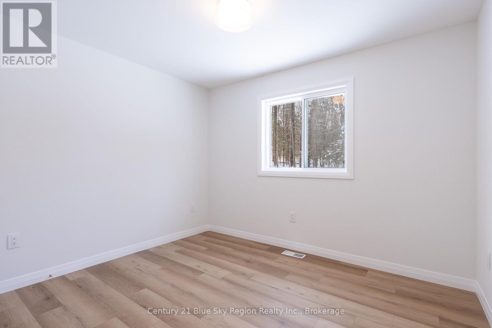 113 Riverside Drive, Bonfield, Ontario  P0H 1E0 - Photo 12 - X12730424