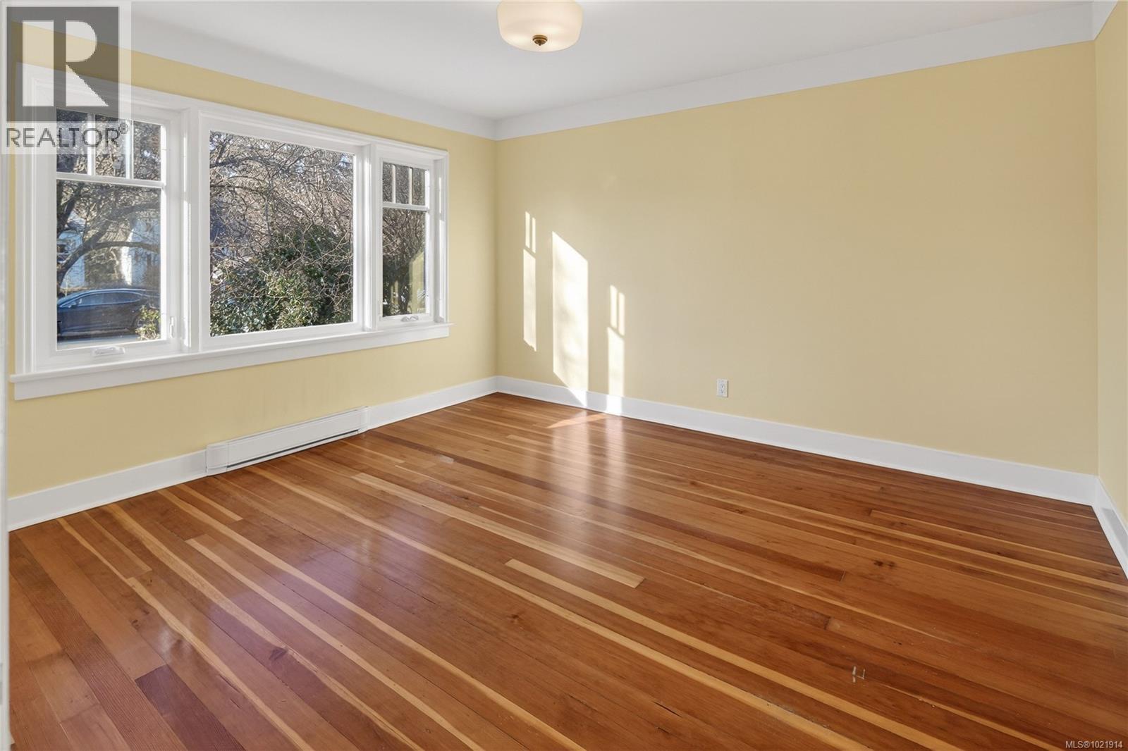 1537 Hampshire Rd, Oak Bay, British Columbia  V8R 5T4 - Photo 13 - 1021914