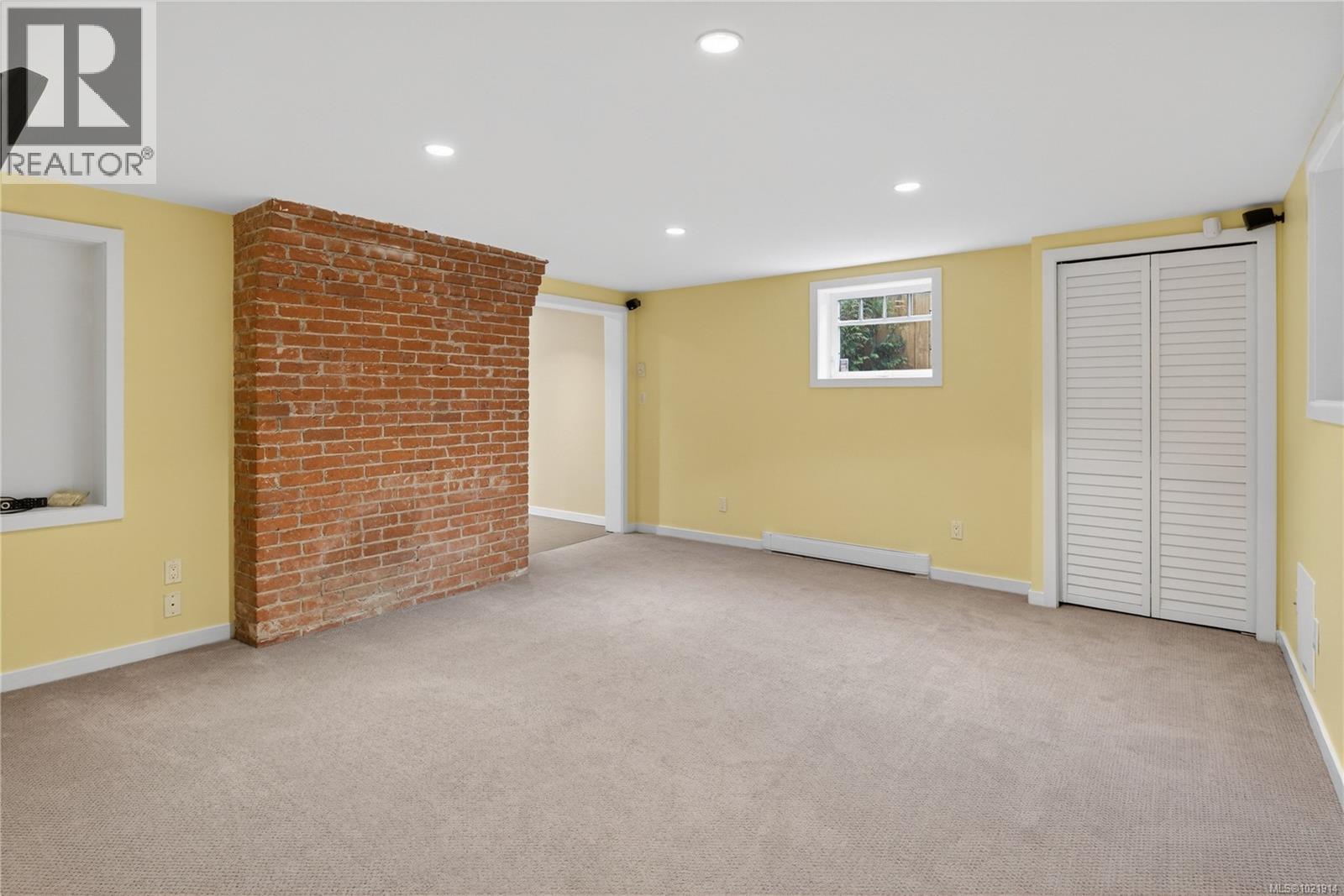 1537 Hampshire Rd, Oak Bay, British Columbia  V8R 5T4 - Photo 14 - 1021914