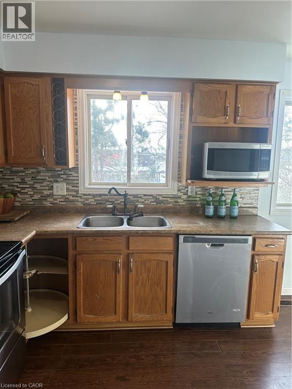 657 Grange Crescent, Waterloo, Ontario  N2T 2L9 - Photo 8 - 40800965