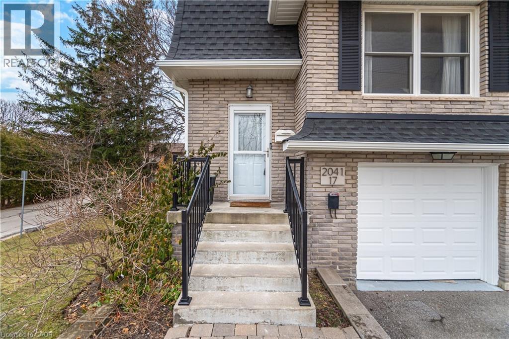 2041 Amherst Heights Court Unit# 17, Burlington, Ontario  L7P 3R2 - Photo 4 - 40798313