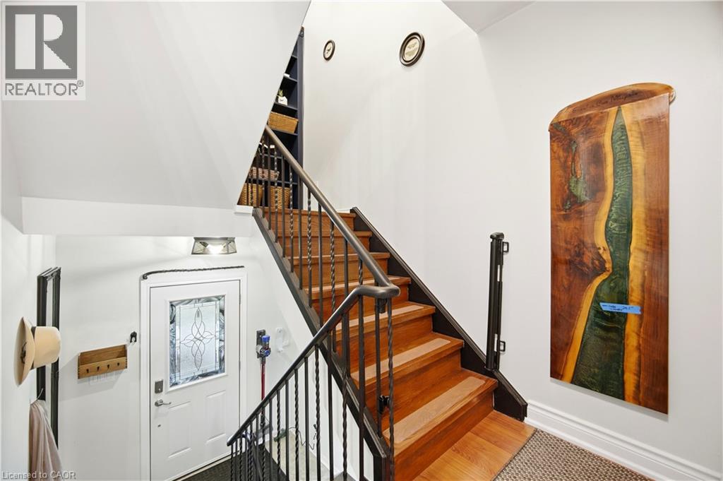 2041 Amherst Heights Court Unit# 17, Burlington, Ontario  L7P 3R2 - Photo 22 - 40798313