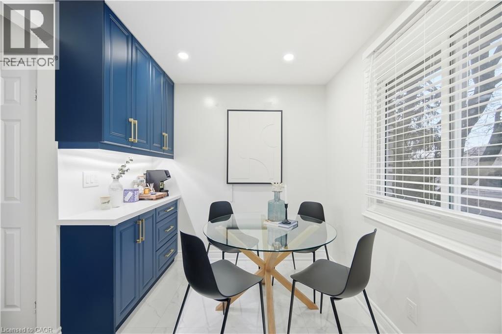 2041 Amherst Heights Court Unit# 17, Burlington, Ontario  L7P 3R2 - Photo 17 - 40798313