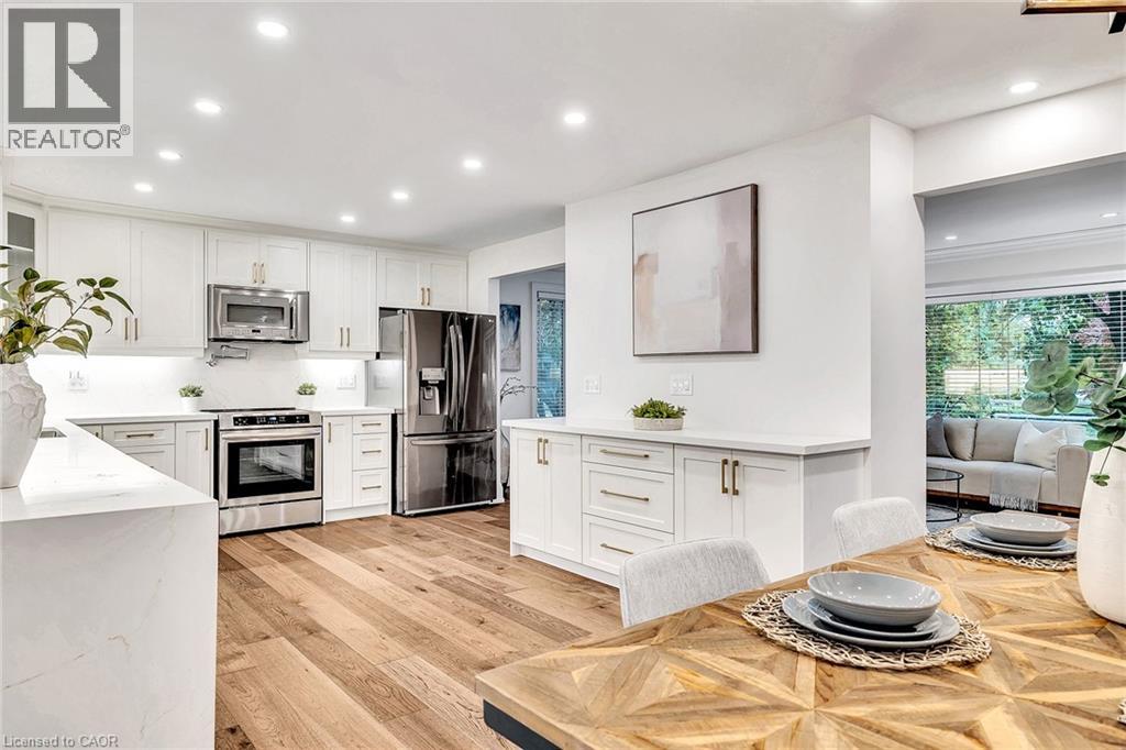 877 Kingsway Drive, Burlington, Ontario  L7T 3H8 - Photo 10 - 40799364