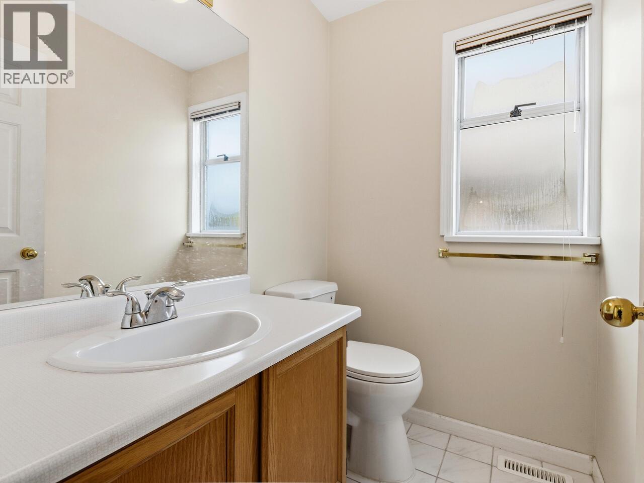 680 Linton Street, Coquitlam, British Columbia  V3J 6K3 - Photo 14 - R3081908