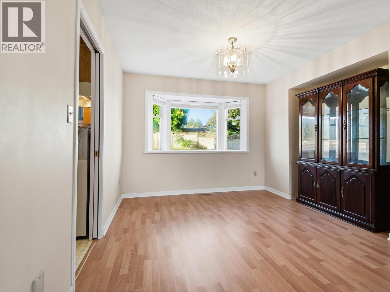 680 Linton Street, Coquitlam, British Columbia  V3J 6K3 - Photo 5 - R3081908