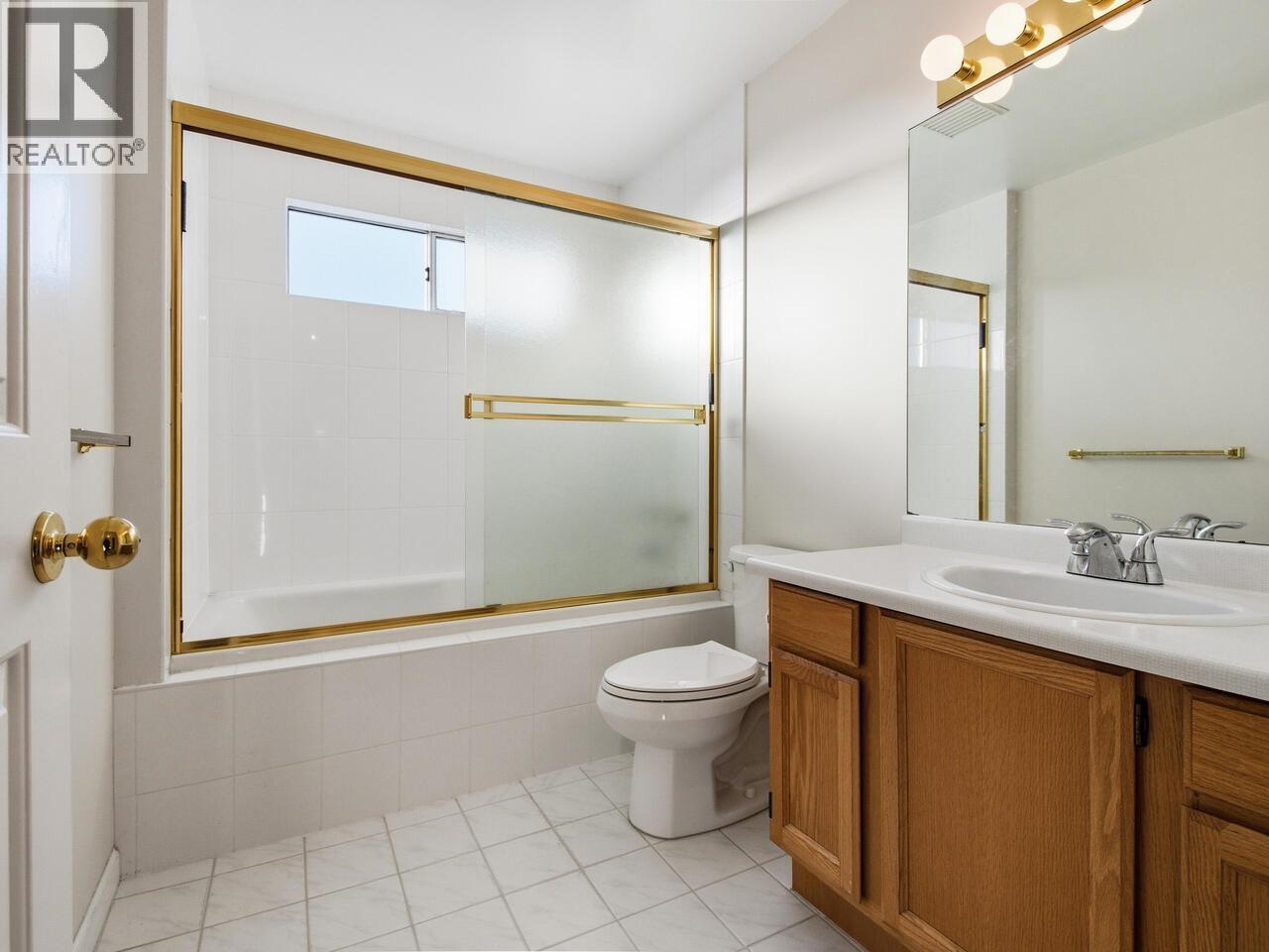 680 Linton Street, Coquitlam, British Columbia  V3J 6K3 - Photo 19 - R3081908