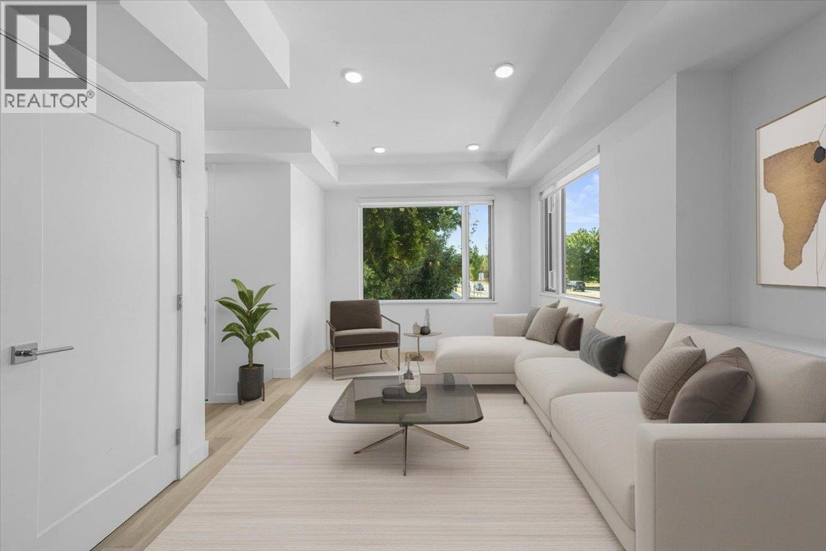 4110 Columbia Street, Vancouver, British Columbia V5Y 2H9 - Photo 2 - R3082985