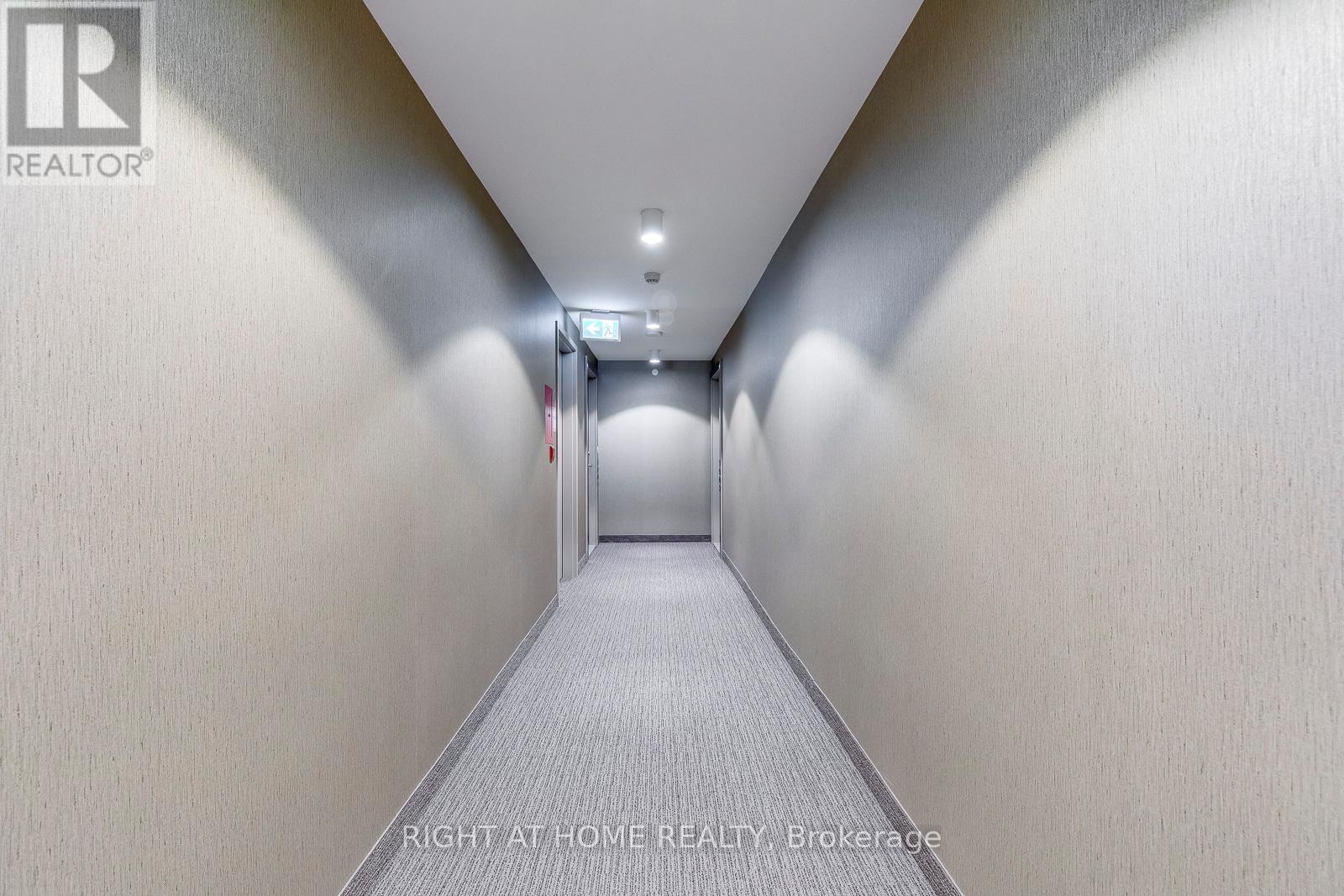 1901 - 88 Harbour Street, Toronto, Ontario  M5J 0C3 - Photo 3 - C12730310