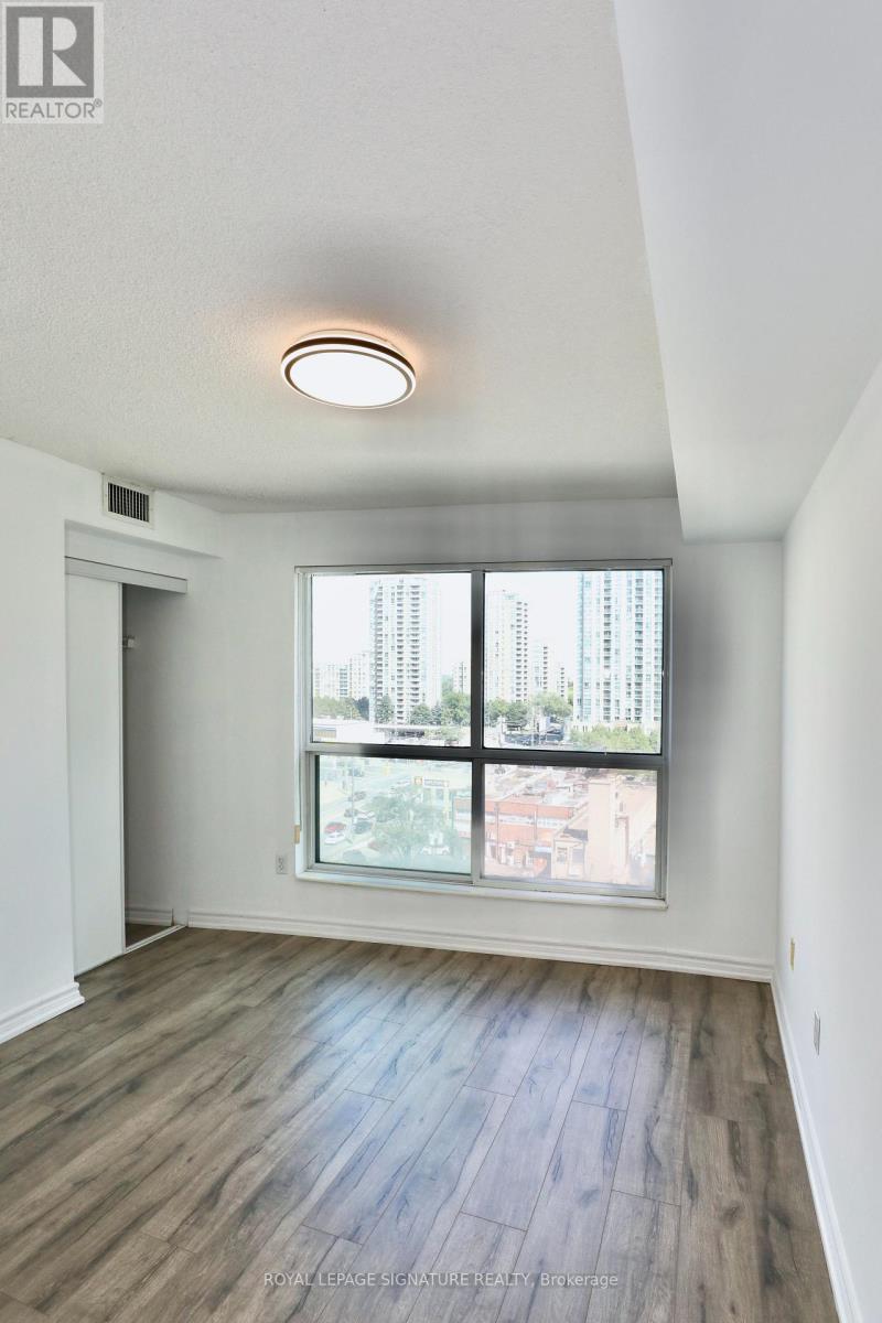 1116 - 7 Lorraine Drive, Toronto, Ontario  M2N 7H2 - Photo 11 - C12730358