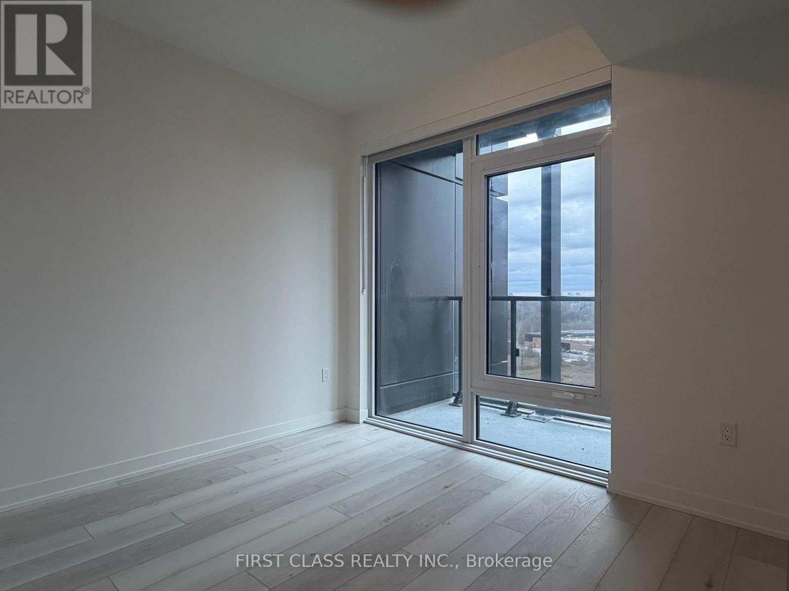 1 Quarrington Lane, Toronto, Ontario  M3C 0S4 - Photo 12 - C12730372