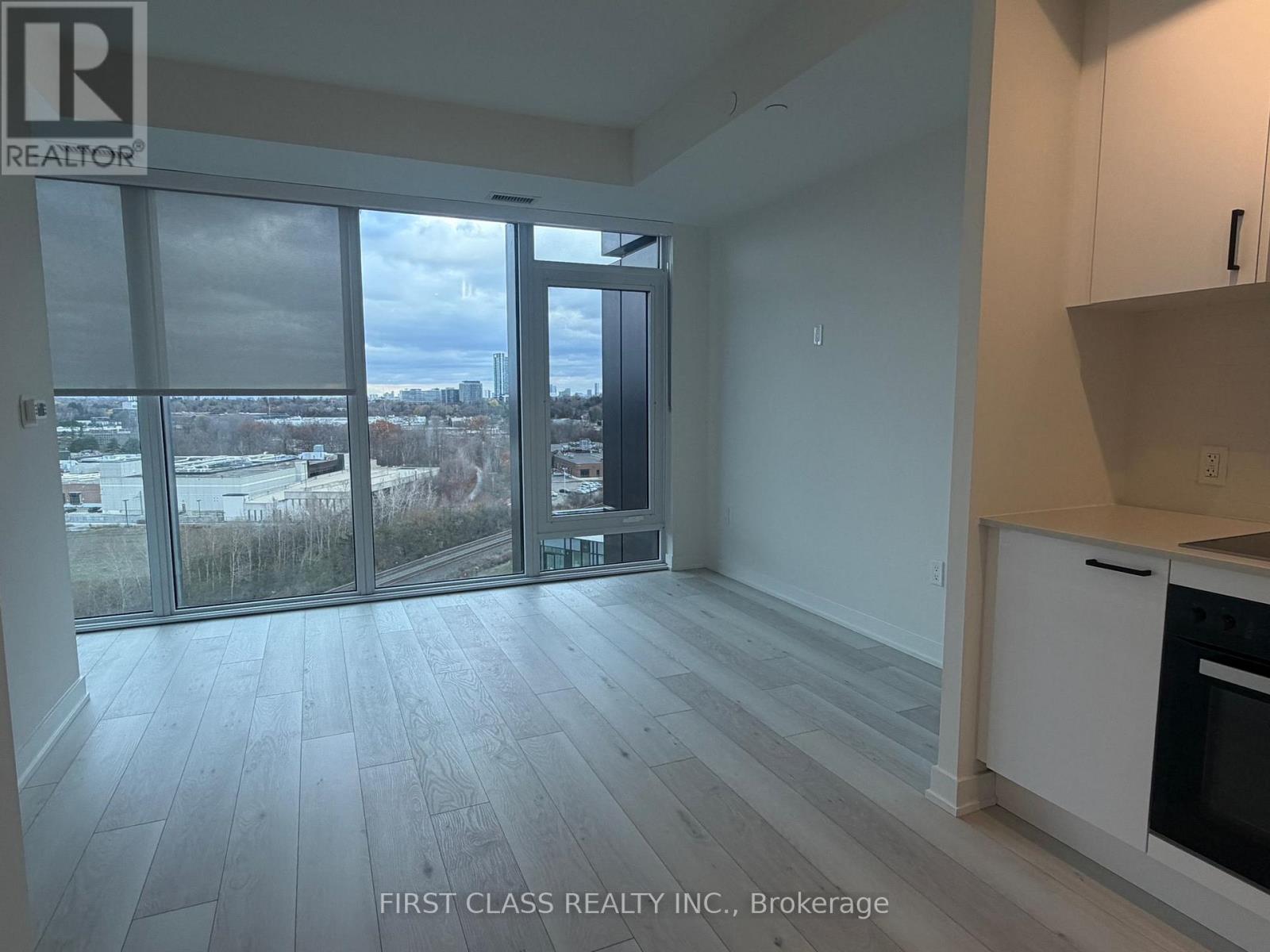 1 Quarrington Lane, Toronto, Ontario  M3C 0S4 - Photo 8 - C12730372