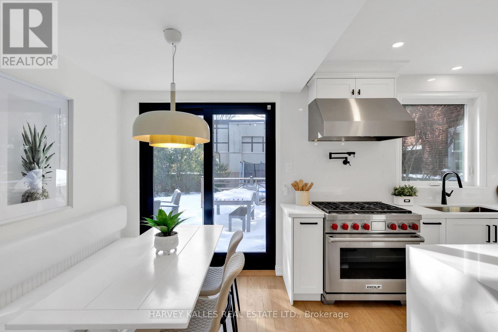 6 Glenarden Road, Toronto, Ontario  M6C 3J7 - Photo 14 - C12730422