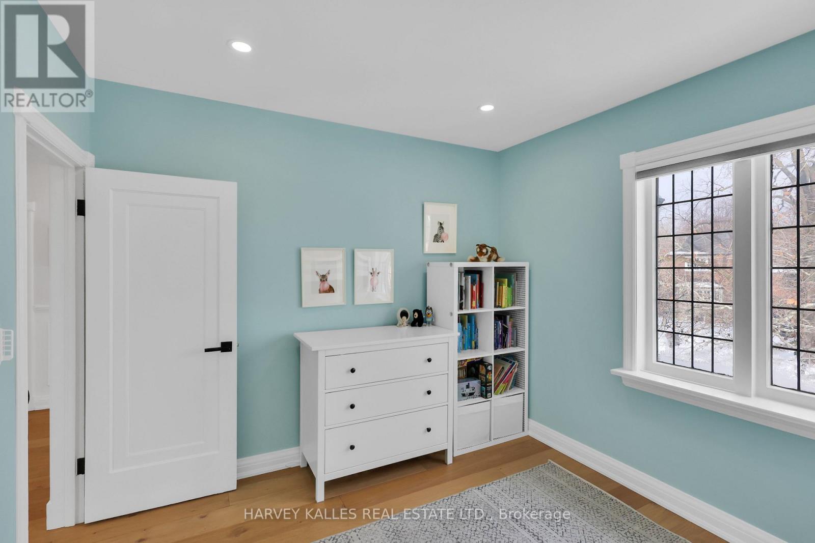 6 Glenarden Road, Toronto, Ontario  M6C 3J7 - Photo 34 - C12730422