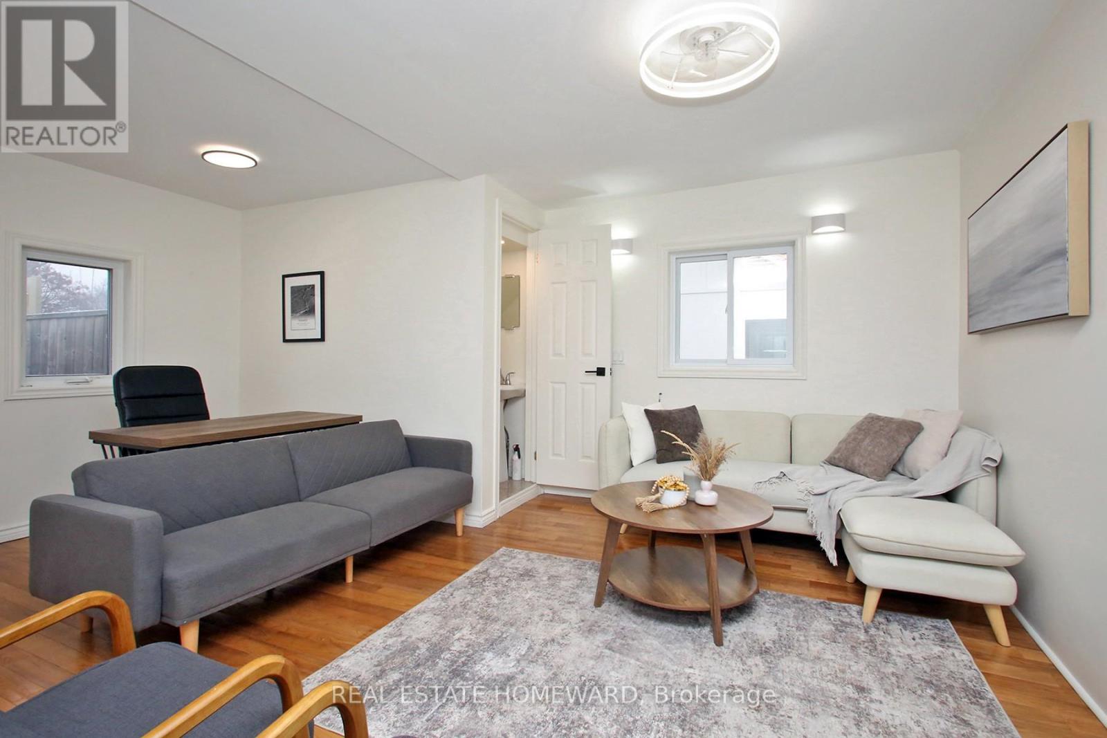 Upper 2 Floors - 145 Boston Avenue, Toronto, Ontario  M4M 2T8 - Photo 2 - E12730288