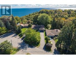 25 AYRE POINT ROAD, Toronto, Ontario