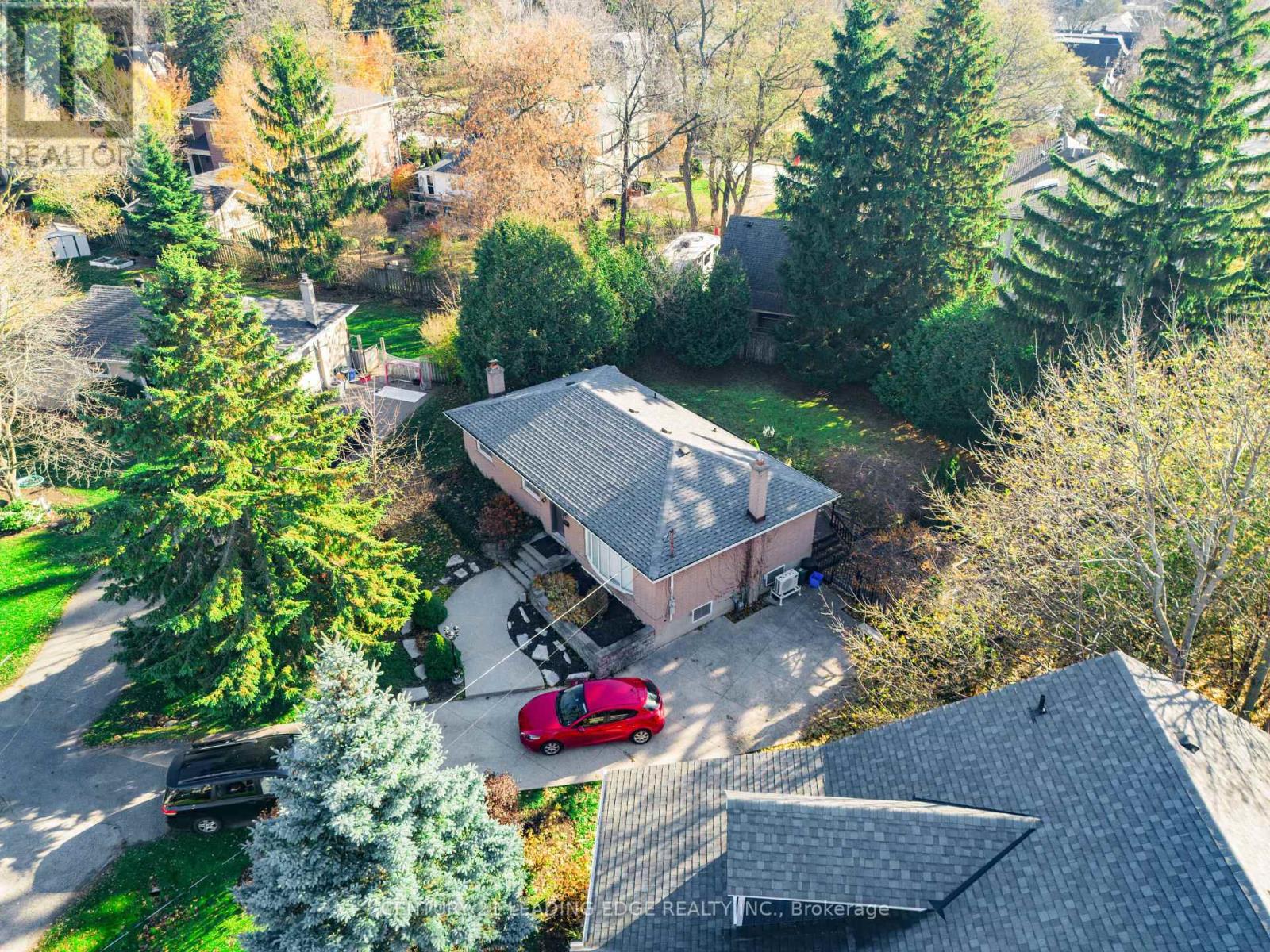 22 Winlaw Place, Markham, Ontario  L3P 2C6 - Photo 4 - N12730284