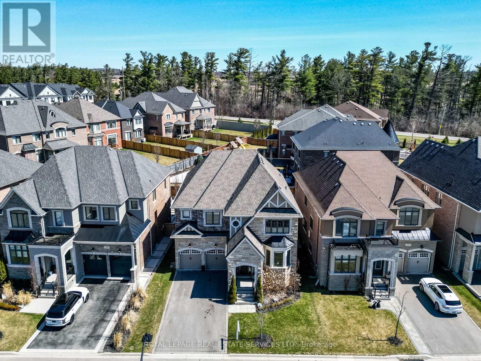 23 Grace Lake Court, Vaughan, Ontario  L4H 4V2 - Photo 2 - N12730326