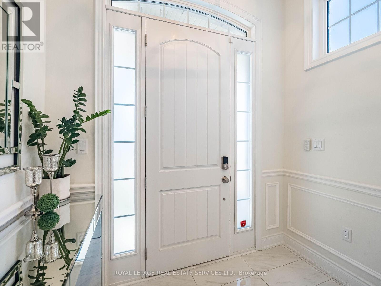 23 Grace Lake Court, Vaughan, Ontario  L4H 4V2 - Photo 5 - N12730326