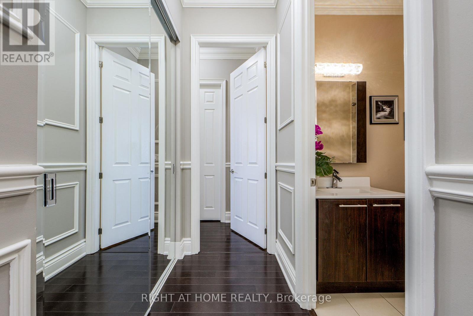 Uph2 - 37 Galleria Parkway, Markham, Ontario  L3T 0A5 - Photo 12 - N12730346