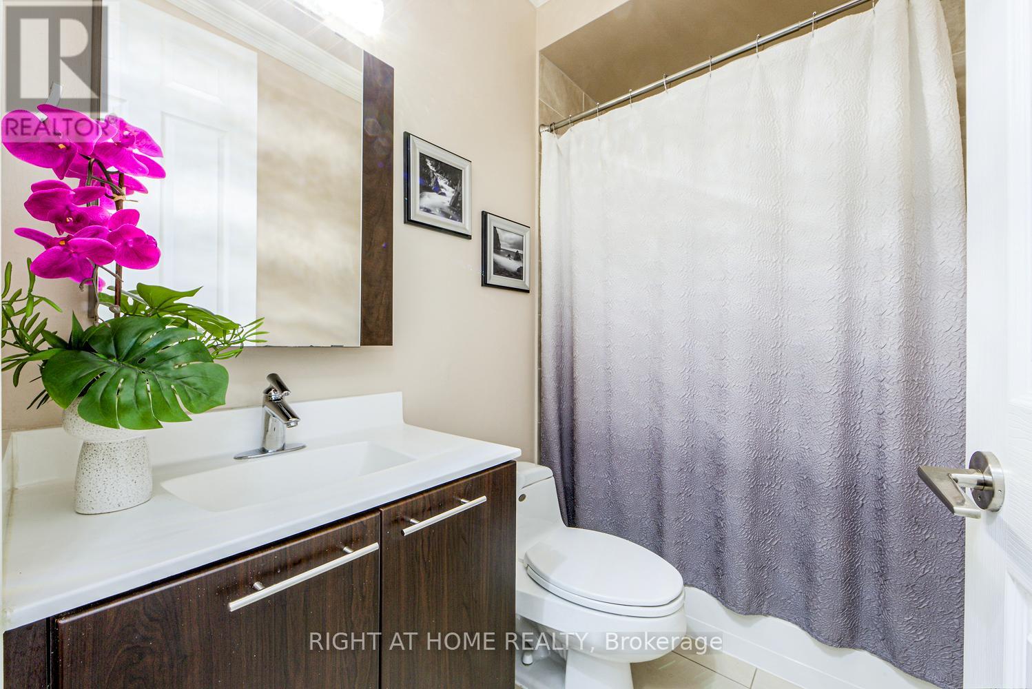 Uph2 - 37 Galleria Parkway, Markham, Ontario  L3T 0A5 - Photo 16 - N12730346