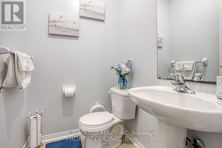 2 Horn Street, Whitchurch-Stouffville, Ontario  L4A 0X9 - Photo 30 - N12730368