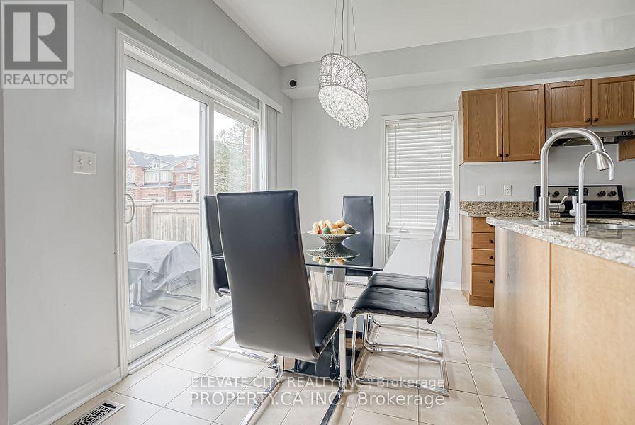 2 Horn Street, Whitchurch-Stouffville, Ontario  L4A 0X9 - Photo 36 - N12730368