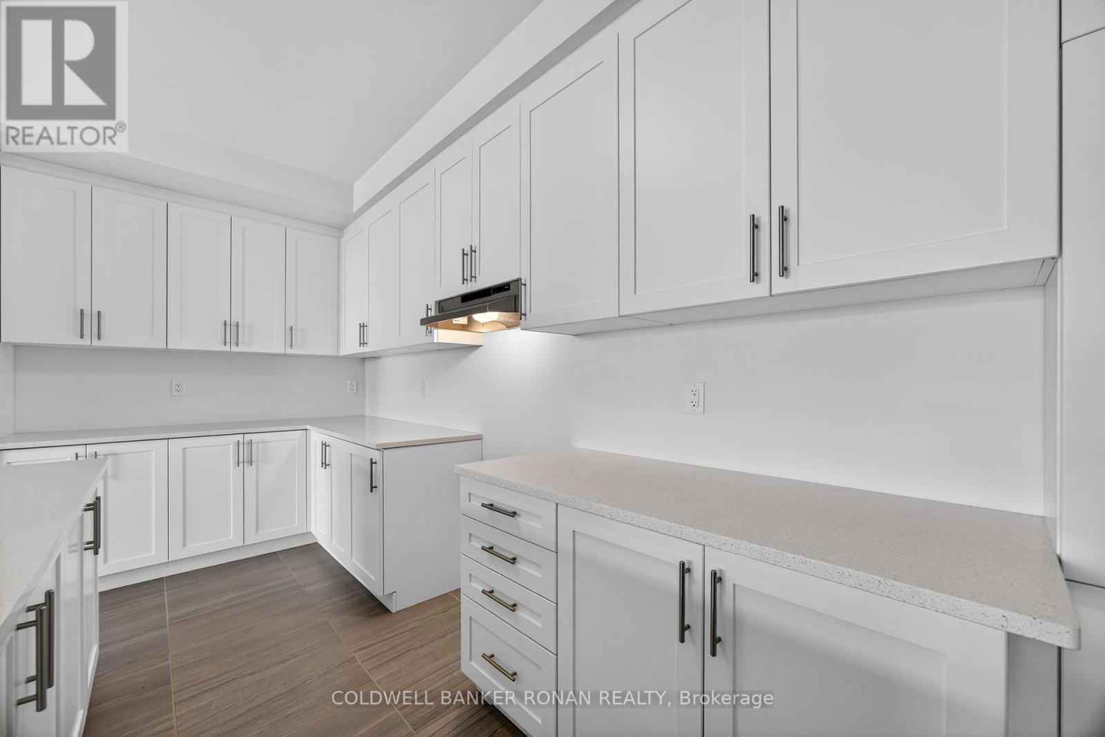 21 Sparrow Way, Adjala-Tosorontio (Colgan), Ontario  L0G 1W0 - Photo 11 - N12730442