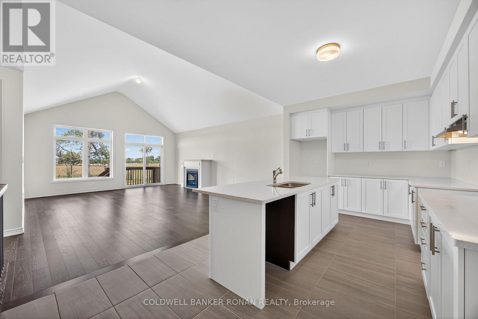 21 Sparrow Way, Adjala-Tosorontio (Colgan), Ontario  L0G 1W0 - Photo 6 - N12730442