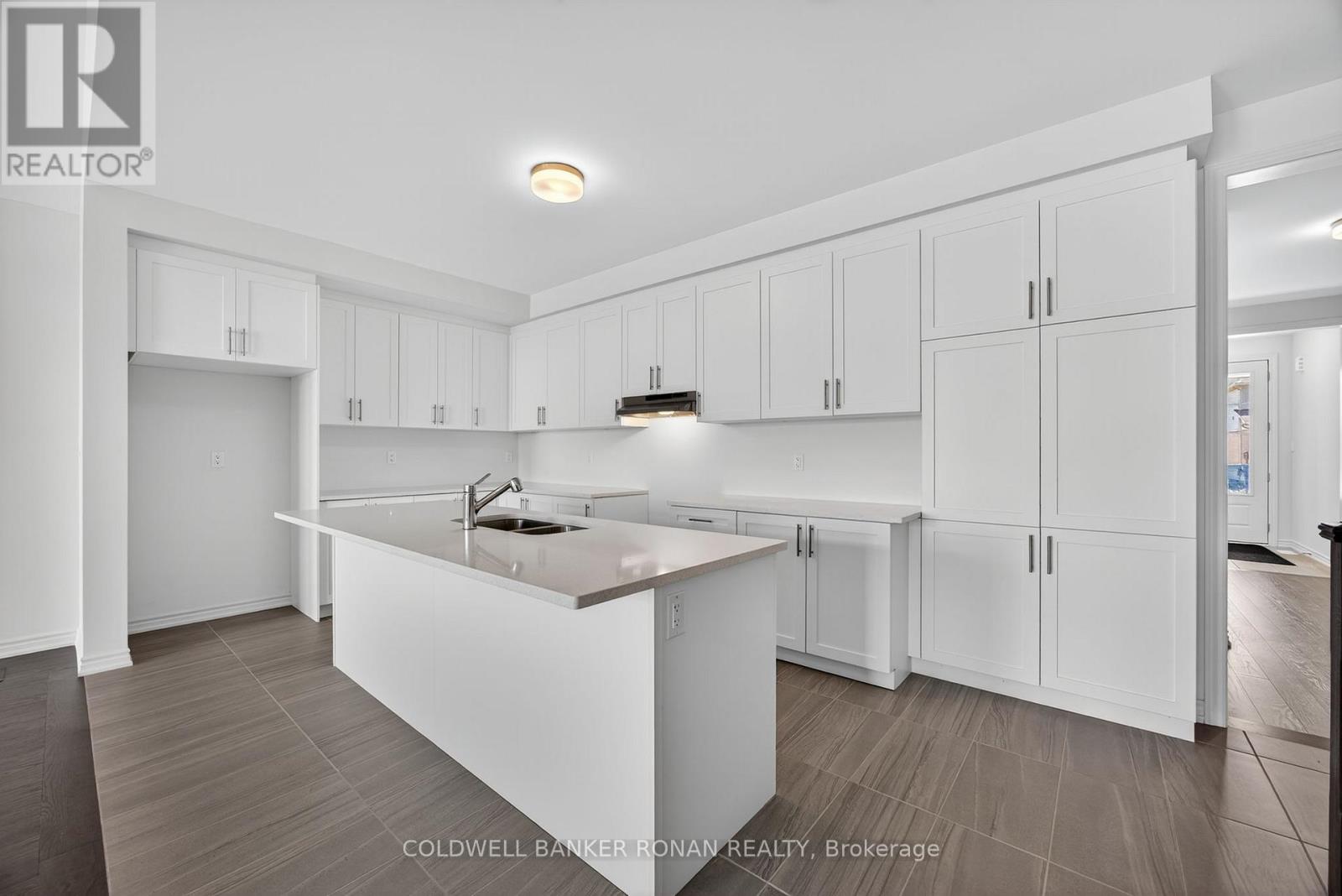 21 Sparrow Way, Adjala-Tosorontio (Colgan), Ontario  L0G 1W0 - Photo 7 - N12730442